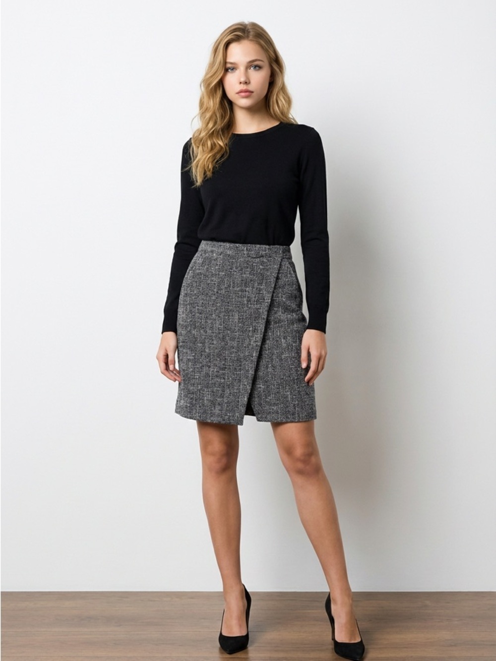 NWT Banana Republic Black and White Pencil Skirt | Size 4